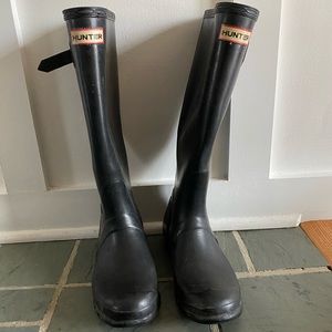 Hunter original tall black boots size 8